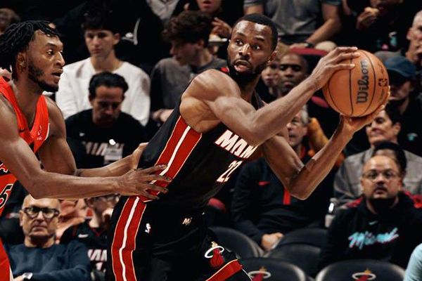 主场失守！热火三大主力下半场哑火，<a href=/lanqiude/raptors/ target=_blank class=infotextkey>猛龙</a>逆转终结四连败