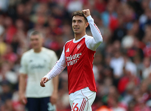 阿尔特塔盛赞苏维门迪:最后一传定胜负,他为足球而生