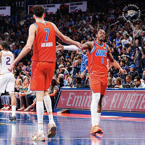 雷霆49分血洗<a href=/lanqiude/suns/ target=_blank class=infotextkey>太阳</a>+手握多签，霍姆格伦成顶级内线